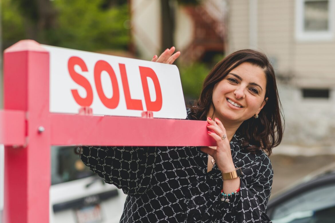 How to sell your house: simple steps from start to finish